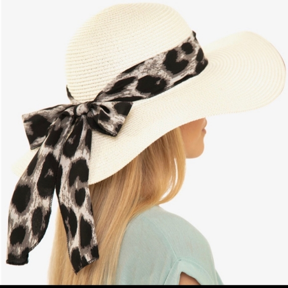 ValMarie Accessories - Leopard bow, ivory straw raffia beach summer ocean hat.